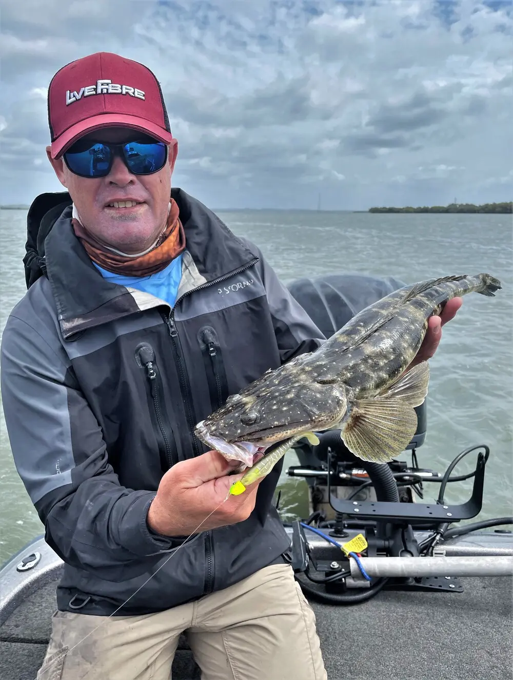 The 3.5 inch Zerek Flat Shad was brilliant in the shallow water for all of us, but Darren had it dancing just right for this flatty.