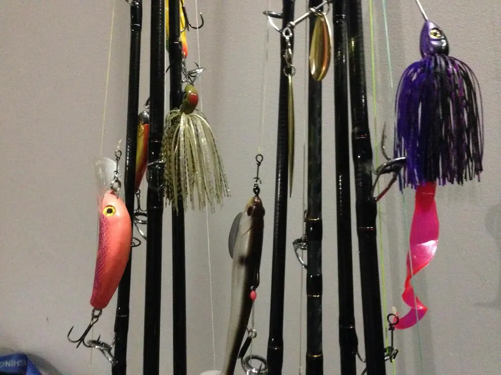 Just rig em up and the fish will come. Gotta love Venoms for chasing cod