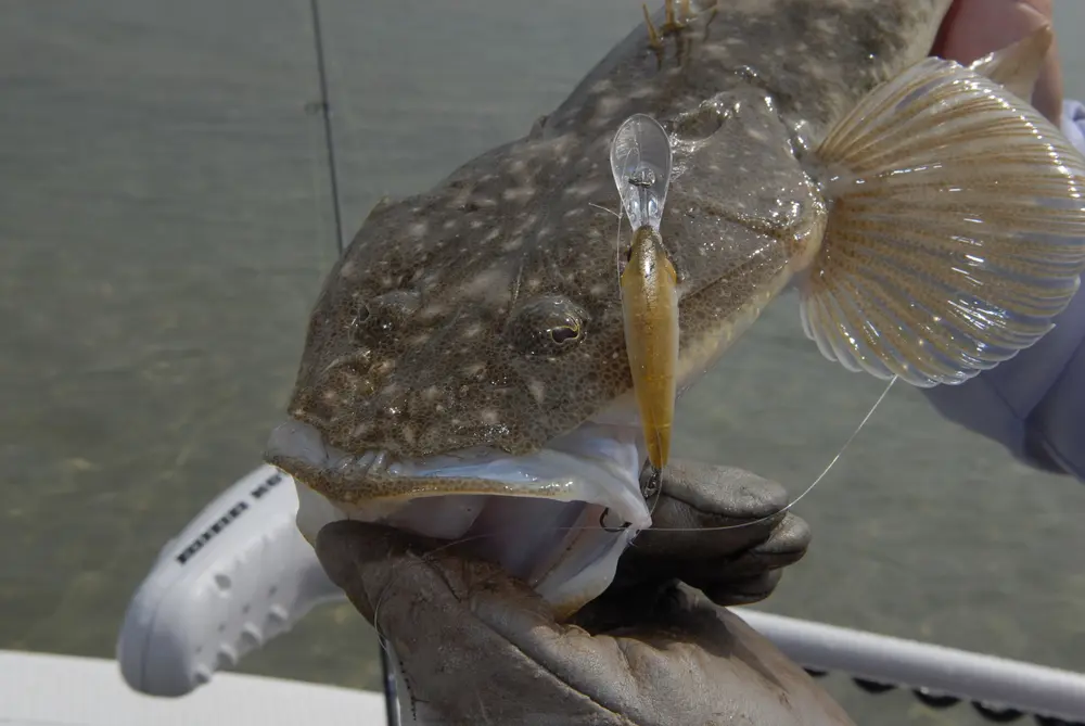 Small lures need super fine and ultra sharp trebles. The Mustad Bream Treble is perfect.