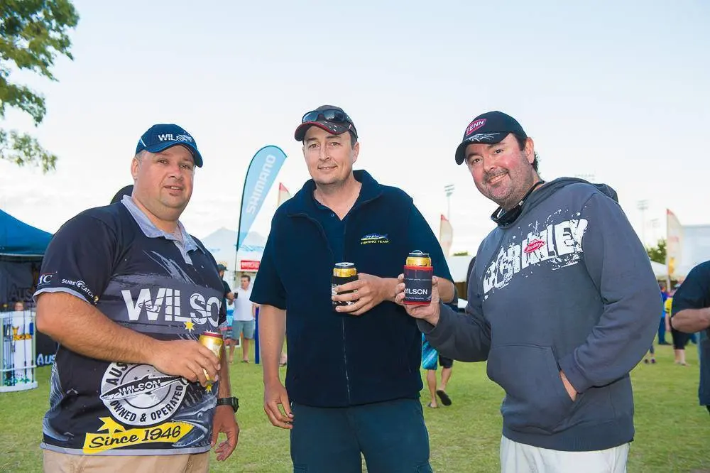 Dicko gets to chat with the boys from The Gem after a day on the water.