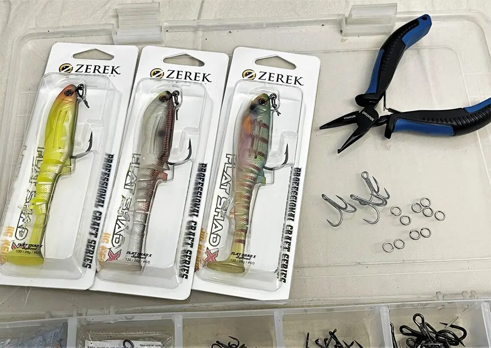 Step 1 - get your lures, SureCatch Split rings, Mustad Saltism trebles and split ring pliers